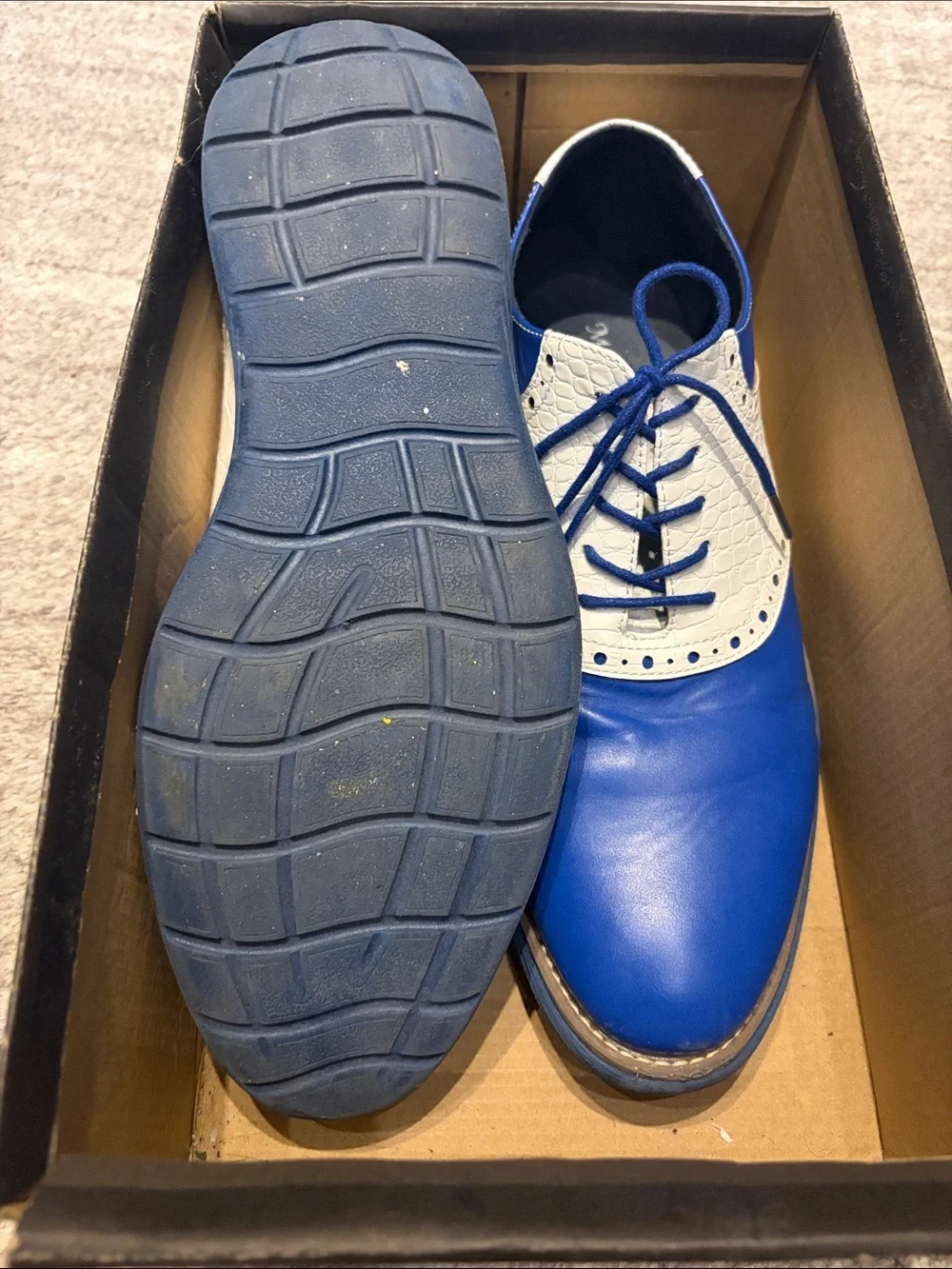 Blue and White Two-Tone Men's Wingtip Derby Shoes